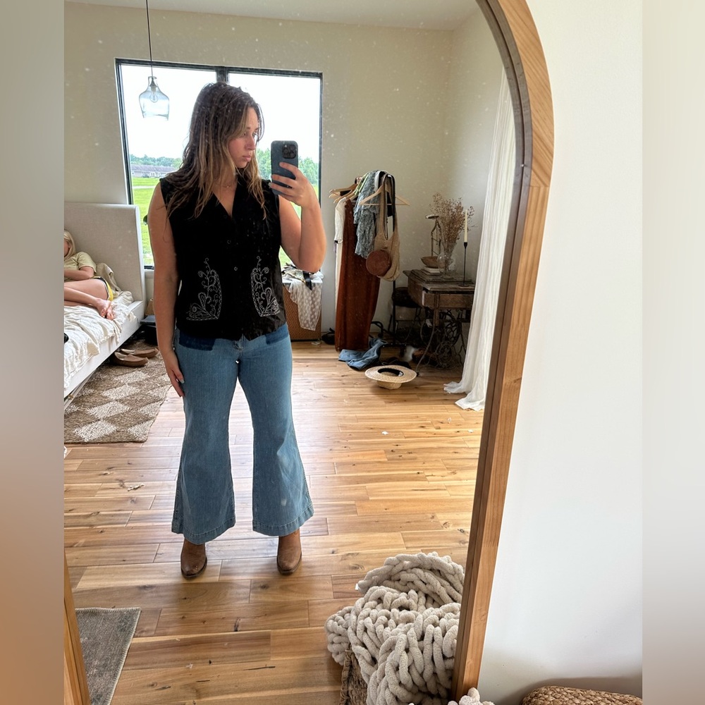 Black western vest